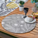 Realhomes 6+1 Sarı Gri Tropik Çiçekler Özel Tasarımlı Dekoratif Püsküllü Runner ve Yuvarlak Servis Altlığı & Supla Seti Realhomes