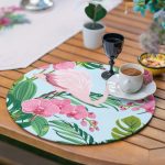 - SuplaRunnerSetRyl39-Gorsel-3 - Realhomes  Realhomes 6+1 Pembe Temalı Flamingo Tasarımlı Dijital Baskılı Modern Püsküllü Runner ve Yuvarlak Servis Altlığı & Supla Seti Realhomes