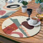 - SuplaRunnerSetRyl47-Gorsel-3 - Realhomes  Realhomes 6+1 Onedraw Temalı Dijital Baskılı Dekoratif Püsküllü Runner ve Yuvarlak Servis Altlığı & Supla Seti Realhomes