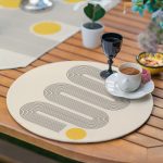 - SuplaRunnerSetRyl51-Gorsel-3 - Realhomes Realhomes 6+1 Krem Zeminli Çizgili Özel Tasarımlı Dijital Baskılı Püsküllü Runner ve Yuvarlak Servis Altlığı & Supla Seti Realhomes