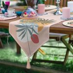 - SuplaRunnerSetRyl52-Gorsel-2 - Realhomes  Realhomes 6+1 Tropik Yapraklar Onedraw Temalı Dijital Baskılı Dekoratif Püsküllü Runner ve Yuvarlak Servis Altlığı & Supla Seti Realhomes