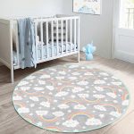 - RealHomes Dijital Baskılı Kaymaz Tabanlı Comfort Çocuk Odası Yuvarlak Halı - Realhomes  Gri Zeminde Gökkuşağı Tasarımlı Çocuk & Genç Odası Makinede Yıkanabilir Kaymaz Tabanlı Yuvarlak Çocuk Halısı Realhomes