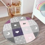 - RealHomes Dijital Baskılı Kaymaz Tabanlı Comfort Çocuk Odası Yuvarlak Halı - Realhomes  Renkli Kareler Geometrik Motifli Çocuk & Genç Odası Makinede Yıkanabilir Kaymaz Tabanlı Yuvarlak Çocuk Halısı Realhomes