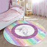 - RealHomes Dijital Baskılı Kaymaz Tabanlı Comfort Çocuk Odası Yuvarlak Halı - Realhomes  Renkli Çizgili Unicorn Temalı Çocuk & Genç Odası Makinede Yıkanabilir Kaymaz Tabanlı Yuvarlak Çocuk Halısı Realhomes