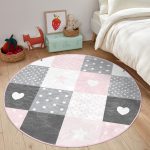 - RealHomes Dijital Baskılı Kaymaz Tabanlı Comfort Çocuk Odası Yuvarlak Halı - Realhomes  Renkli Kareler Geometrik Tasarımlı Çocuk & Genç Odası Makinede Yıkanabilir Kaymaz Tabanlı Yuvarlak Çocuk Halısı Realhomes