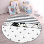 - RealHomes Dijital Baskılı Kaymaz Tabanlı Comfort Çocuk Odası Yuvarlak Halı - Realhomes  Gri Çizgili Yıldızlı Sevimli Kediler Çocuk & Genç Odası Makinede Yıkanabilir Kaymaz Tabanlı Yuvarlak Çocuk Halısı Realhomes