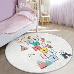- RealHomes Dijital Baskılı Kaymaz Tabanlı Comfort Çocuk Odası Yuvarlak Halı - Realhomes  Etiğici Seksek Oyunu Tasarımlı Çocuk & Genç Odası Makinede Yıkanabilir Kaymaz Tabanlı Yuvarlak Çocuk Oyun Halısı Realhomes