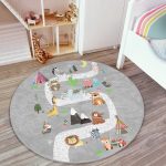 - RealHomes Dijital Baskılı Kaymaz Tabanlı Comfort Çocuk Odası Yuvarlak Halı - Realhomes  Renkli Hayvanlar Eğitici Yol Tasarımlı Çocuk & Genç Odası Makinede Yıkanabilir Kaymaz Tabanlı Yuvarlak Çocuk Oyun Halısı Realhomes