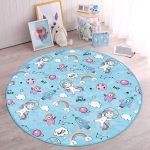 - RealHomes Dijital Baskılı Kaymaz Tabanlı Comfort Çocuk Odası Yuvarlak Halı - Realhomes  Uzay Motifli Çocuk & Genç Odası Makinede Yıkanabilir Kaymaz Tabanlı Yuvarlak Çocuk Halısı Realhomes
