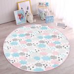 - RealHomes Dijital Baskılı Kaymaz Tabanlı Comfort Çocuk Odası Yuvarlak Halı - Realhomes  Renkli Bulutlar Tasarımlı Çocuk & Genç Odası Makinede Yıkanabilir Kaymaz Tabanlı Yuvarlak Çocuk Halısı Realhomes