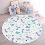 - RealHomes Dijital Baskılı Kaymaz Tabanlı Comfort Çocuk Odası Yuvarlak Halı - Realhomes  Deniz Kızı Ayaklı Kedicik Tasarımlı Çocuk & Genç Odası Makinede Yıkanabilir Kaymaz Tabanlı Yuvarlak Çocuk Halısı Realhomes
