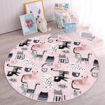 - RealHomes Dijital Baskılı Kaymaz Tabanlı Comfort Çocuk Odası Yuvarlak Halı - Realhomes Sevimli Kediler Çocuk & Genç Odası Makinede Yıkanabilir Kaymaz Tabanlı Yuvarlak Çocuk Halısı Realhomes
