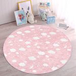 - RealHomes Dijital Baskılı Kaymaz Tabanlı Comfort Çocuk Odası Yuvarlak Halı - Realhomes  Pembe Zeminde Beyaz Bulutlar Çocuk & Genç Odası Makinede Yıkanabilir Kaymaz Tabanlı Yuvarlak Çocuk Halısı Realhomes