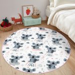 - RealHomes Dijital Baskılı Kaymaz Tabanlı Comfort Çocuk Odası Yuvarlak Halı - Realhomes  Sevimli Kolalar Çocuk & Genç Odası Makinede Yıkanabilir Kaymaz Tabanlı Yuvarlak Çocuk Halısı Realhomes