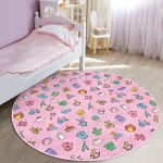 - RealHomes Dijital Baskılı Kaymaz Tabanlı Comfort Çocuk Odası Yuvarlak Halı - Realhomes  Pembe Zeminde Bebek Odası Temalı Çocuk & Genç Odası Makinede Yıkanabilir Kaymaz Tabanlı Yuvarlak Çocuk Halısı Realhomes