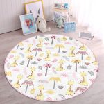 - RealHomes Dijital Baskılı Kaymaz Tabanlı Comfort Çocuk Odası Yuvarlak Halı - Realhomes  Palmiye Zürafa Desenli Çocuk & Genç Odası Makinede Yıkanabilir Kaymaz Tabanlı Yuvarlak Çocuk Halısı Realhomes