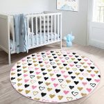 - RealHomes Dijital Baskılı Kaymaz Tabanlı Comfort Çocuk Odası Yuvarlak Halı - Realhomes Renkli Kalp Desenli Çocuk & Genç Odası Makinede Yıkanabilir Kaymaz Tabanlı Yuvarlak Çocuk Halısı Realhomes
