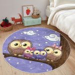 - RealHomes Dijital Baskılı Kaymaz Tabanlı Comfort Çocuk Odası Yuvarlak Halı - Realhomes Baykuş Resimli Çocuk & Genç Odası Makinede Yıkanabilir Kaymaz Tabanlı Yuvarlak Çocuk Halısı Realhomes
