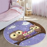 - RealHomes Dijital Baskılı Kaymaz Tabanlı Comfort Çocuk Odası Yuvarlak Halı - Realhomes Baykuş Resimli Çocuk & Genç Odası Makinede Yıkanabilir Kaymaz Tabanlı Yuvarlak Çocuk Halısı Realhomes