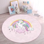 - RealHomes Dijital Baskılı Kaymaz Tabanlı Comfort Çocuk Odası Yuvarlak Halı - Realhomes  Pembe Zeminde Unicorn Desenli Çocuk & Genç Odası Makinede Yıkanabilir Kaymaz Tabanlı Yuvarlak Çocuk Halısı Realhomes