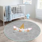 - RealHomes Dijital Baskılı Kaymaz Tabanlı Comfort Çocuk Odası Yuvarlak Halı - Realhomes  Gri Zeminde Magic Unicorn Tasarımlı Çocuk & Genç Odası Makinede Yıkanabilir Kaymaz Tabanlı Yuvarlak Çocuk Halısı Realhomes