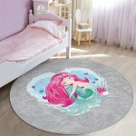 - RealHomes Dijital Baskılı Kaymaz Tabanlı Comfort Çocuk Odası Yuvarlak Halı - Realhomes  Gri Zeminde Denizkızı Tasarımlı Çocuk & Genç Odası Makinede Yıkanabilir Kaymaz Tabanlı Yuvarlak Çocuk Halısı Realhomes