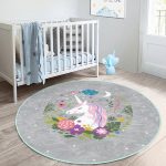 - RealHomes Dijital Baskılı Kaymaz Tabanlı Comfort Çocuk Odası Yuvarlak Halı - Realhomes  Gri Zeminde Unicorn At Desenli Çocuk & Genç Odası Makinede Yıkanabilir Kaymaz Tabanlı Yuvarlak Çocuk Halısı Realhomes