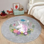 - RealHomes Dijital Baskılı Kaymaz Tabanlı Comfort Çocuk Odası Yuvarlak Halı - Realhomes  Gri Zeminde Unicorn At Desenli Çocuk & Genç Odası Makinede Yıkanabilir Kaymaz Tabanlı Yuvarlak Çocuk Halısı Realhomes