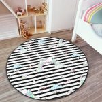 - RealHomes Dijital Baskılı Kaymaz Tabanlı Comfort Çocuk Odası Yuvarlak Halı - Realhomes  Siyah Beyaz Çizgili Unicorn Atlar Çocuk & Genç Odası Makinede Yıkanabilir Kaymaz Tabanlı Yuvarlak Çocuk Halısı Realhomes