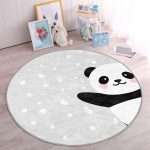 - RealHomes Dijital Baskılı Kaymaz Tabanlı Comfort Çocuk Odası Yuvarlak Halı - Realhomes  Gri Zeminde Panda Temalı Çocuk & Genç Odası Makinede Yıkanabilir Kaymaz Tabanlı Yuvarlak Çocuk Halısı Realhomes