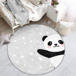 - RealHomes Dijital Baskılı Kaymaz Tabanlı Comfort Çocuk Odası Yuvarlak Halı - Realhomes  Gri Zeminde Panda Temalı Çocuk & Genç Odası Makinede Yıkanabilir Kaymaz Tabanlı Yuvarlak Çocuk Halısı Realhomes