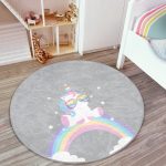 - RealHomes Dijital Baskılı Kaymaz Tabanlı Comfort Çocuk Odası Yuvarlak Halı - Realhomes  Gri Zeminde Unicorn Tasarımlı Çocuk & Genç Odası Makinede Yıkanabilir Kaymaz Tabanlı Yuvarlak Çocuk Halısı Realhomes