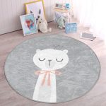 - RealHomes Dijital Baskılı Kaymaz Tabanlı Comfort Çocuk Odası Yuvarlak Halı - Realhomes Gri Zemin Uyuyan Ayıcık Desenli Çocuk & Genç Odası Makinede Yıkanabilir Kaymaz Tabanlı Yuvarlak Çocuk Halısı Realhomes