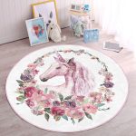 - RealHomes Dijital Baskılı Kaymaz Tabanlı Comfort Çocuk Odası Yuvarlak Halı - Realhomes Unicorn Ve Çiçek Desenli Tasarımlı Çocuk & Genç Odası Makinede Yıkanabilir Kaymaz Tabanlı Yuvarlak Çocuk Halısı Realhomes