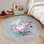 - RealHomes Dijital Baskılı Kaymaz Tabanlı Comfort Çocuk Odası Yuvarlak Halı - Realhomes  Gri Zemin Tatil Temalı Unicorn Desenli Çocuk & Genç Odası Makinede Yıkanabilir Kaymaz Tabanlı Yuvarlak Çocuk Halısı Realhomes