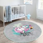 - RealHomes Dijital Baskılı Kaymaz Tabanlı Comfort Çocuk Odası Yuvarlak Halı - Realhomes  Gri Zemin Tatil Temalı Unicorn Desenli Çocuk & Genç Odası Makinede Yıkanabilir Kaymaz Tabanlı Yuvarlak Çocuk Halısı Realhomes