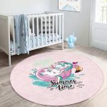 - RealHomes Dijital Baskılı Kaymaz Tabanlı Comfort Çocuk Odası Yuvarlak Halı - Realhomes Pembe Zemin Tatil Temalı Unicorn Desenli Çocuk & Genç Odası Makinede Yıkanabilir Kaymaz Tabanlı Yuvarlak Çocuk Halısı Realhomes