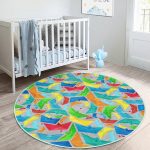 - RealHomes Dijital Baskılı Kaymaz Tabanlı Comfort Çocuk Odası Yuvarlak Halı - Realhomes  Gri Zeminde Origami Gemiler Çocuk & Genç Odası Makinede Yıkanabilir Kaymaz Tabanlı Yuvarlak Çocuk Halısı Realhomes