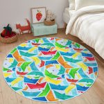 - RealHomes Dijital Baskılı Kaymaz Tabanlı Comfort Çocuk Odası Yuvarlak Halı - Realhomes  Mavi Zeminde Origami Gemiler Çocuk & Genç Odası Makinede Yıkanabilir Kaymaz Tabanlı Yuvarlak Çocuk Halısı Realhomes