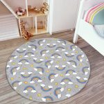 - RealHomes Dijital Baskılı Kaymaz Tabanlı Comfort Çocuk Odası Yuvarlak Halı - Realhomes  Gri Zeminde Gökkuşağı Çocuk & Genç Odası Makinede Yıkanabilir Kaymaz Tabanlı Yuvarlak Çocuk Halısı Realhomes