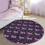 - RealHomes Dijital Baskılı Kaymaz Tabanlı Comfort Çocuk Odası Yuvarlak Halı - Realhomes  Siyah Zeminde Pembe Yıldız Çocuk & Genç Odası Makinede Yıkanabilir Kaymaz Tabanlı Yuvarlak Çocuk Halısı Realhomes