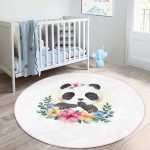 - RealHomes Dijital Baskılı Kaymaz Tabanlı Comfort Çocuk Odası Yuvarlak Halı - Realhomes  Sevimli Bebek Panda Çocuk & Genç Odası Makinede Yıkanabilir Kaymaz Tabanlı Yuvarlak Çocuk Halısı Realhomes