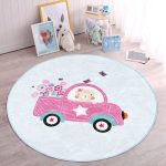 - RealHomes Dijital Baskılı Kaymaz Tabanlı Comfort Çocuk Odası Yuvarlak Halı - Realhomes  Pembe Ara Süren Kedi Figürlü Çocuk & Genç Odası Makinede Yıkanabilir Kaymaz Tabanlı Yuvarlak Çocuk Halısı Realhomes