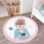 - RealHomes Dijital Baskılı Kaymaz Tabanlı Comfort Çocuk Odası Yuvarlak Halı - Realhomes  Özel Tasarım Smile Take Up Desenli Çocuk & Genç Odası Makinede Yıkanabilir Kaymaz Tabanlı Yuvarlak Çocuk Halısı Realhomes