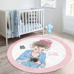 - RealHomes Dijital Baskılı Kaymaz Tabanlı Comfort Çocuk Odası Yuvarlak Halı - Realhomes  Özel Tasarım Smile Take Up Desenli Çocuk & Genç Odası Makinede Yıkanabilir Kaymaz Tabanlı Yuvarlak Çocuk Halısı Realhomes