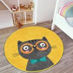 - RealHomes Dijital Baskılı Kaymaz Tabanlı Comfort Çocuk Odası Yuvarlak Halı - Realhomes  Renkli Kedi Çocuk & Genç Odası Makinede Yıkanabilir Kaymaz Tabanlı Yuvarlak Çocuk Halısı Realhomes