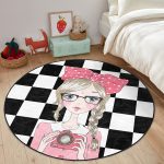 - RealHomes Dijital Baskılı Kaymaz Tabanlı Comfort Çocuk Odası Yuvarlak Halı - Realhomes  Dama Zeminli Fotoğraf Çeken Kız Tasarımlı Çocuk & Genç Odası Makinede Yıkanabilir Kaymaz Tabanlı Yuvarlak Çocuk Halısı Realhomes