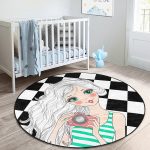 - RealHomes Dijital Baskılı Kaymaz Tabanlı Comfort Çocuk Odası Yuvarlak Halı - Realhomes  Dama Zeminli Fotoğraf Çeken Kız Tasarımlı Çocuk & Genç Odası Makinede Yıkanabilir Kaymaz Tabanlı Yuvarlak Çocuk Halısı Realhomes