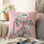 - Sonil-K10002-Gorsel - Realhomes Pembe Zemin Antika Telefon Tasarımlı Dijital Baskılı Modern Raşel Kadife Yastık Kırlent Kılıfı Realhomes