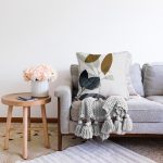 - Sonil-K10006-Gorsel-1 - Realhomes Özel Tasarım Yaprak Motifli Dijital Baskılı Modern Raşel Kadife Yastık Kırlent Kılıfı Realhomes